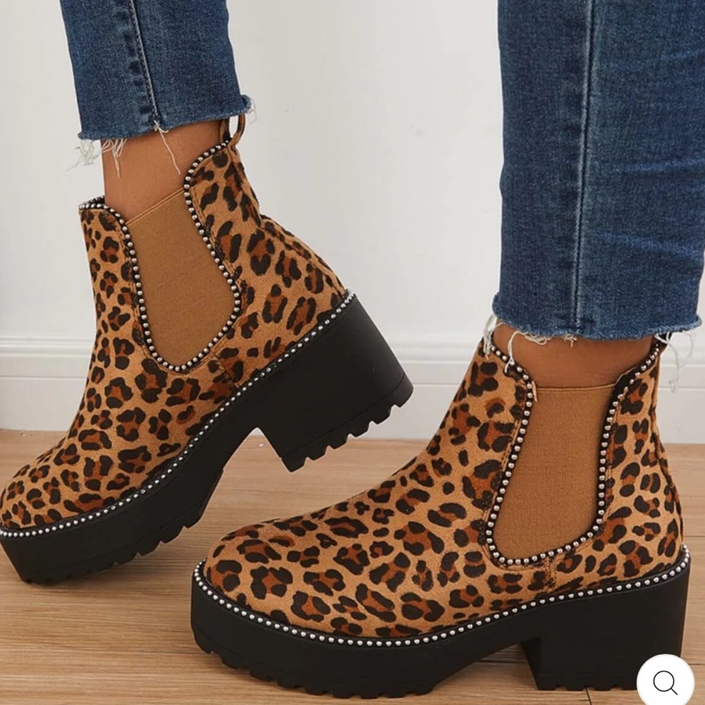 EUC Tinstree Chelsea Ankle Chunky Leopard Boots 8.5
